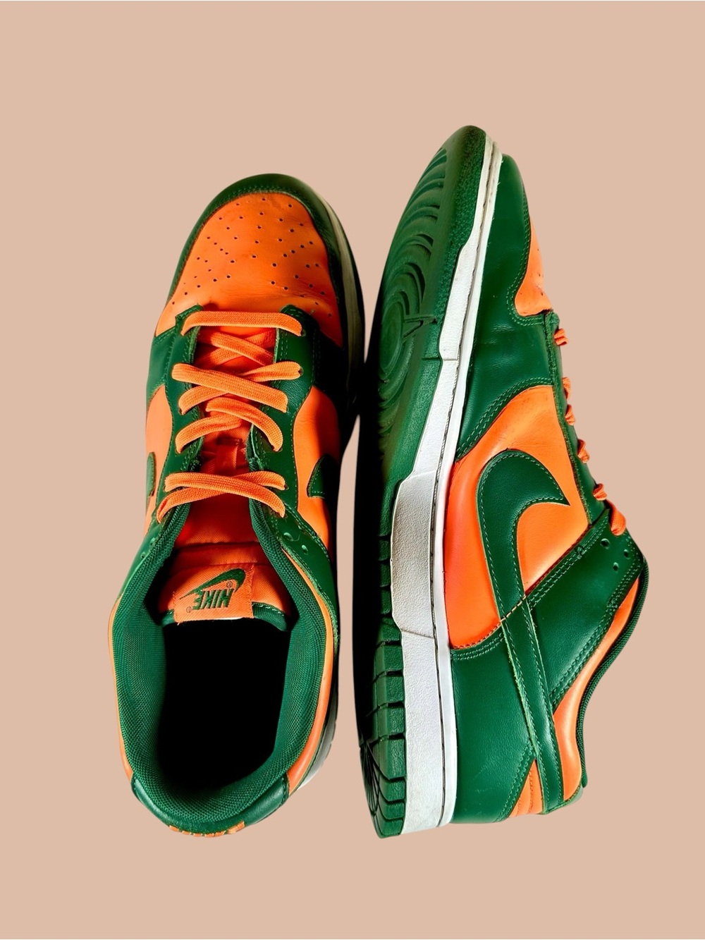 Nike Men’s Dunk Low ‘Miami Hurricane’ Retro Sneakers - Picture 6 of 11